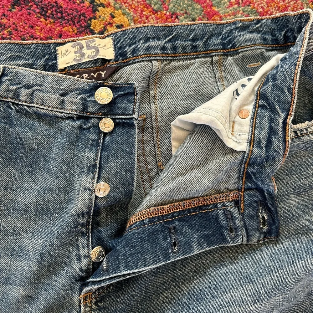 Free People | Women’s medium blue Curvy Siren Low Rise button fly jeans, size 35